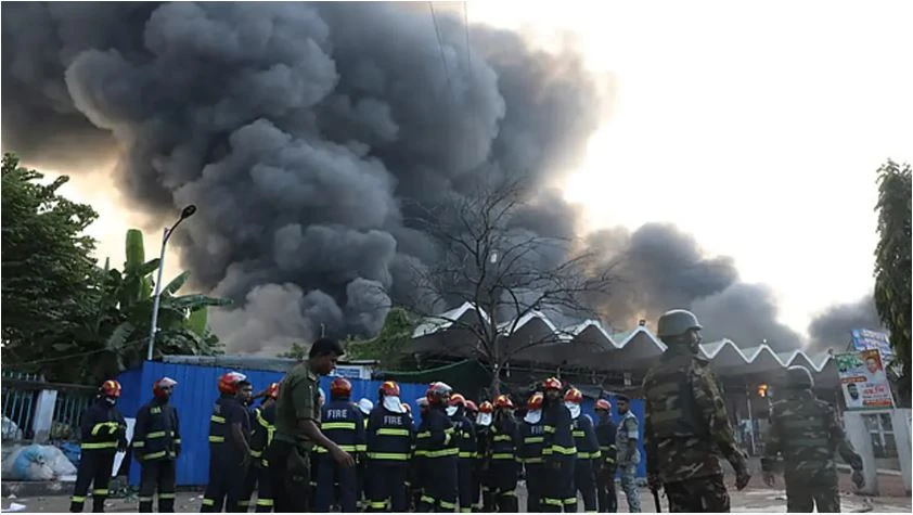 বিমানবন্দরের কার্গো সেকশনে আগুন